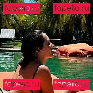 Gabi Melim Onlyfans Photo Gallery 