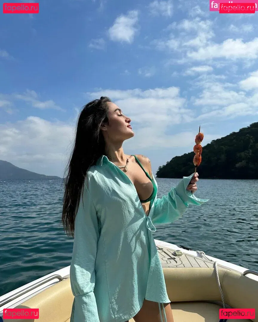 Gabi Melim Onlyfans Photo Gallery 