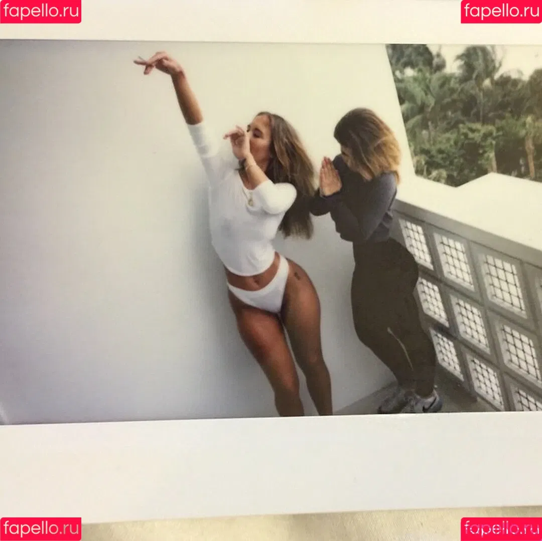 Niykee Heaton Onlyfans Photo Gallery 