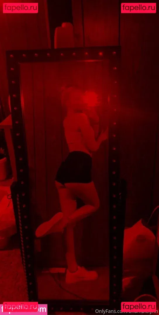 bhambielynn Onlyfans Photo Gallery 