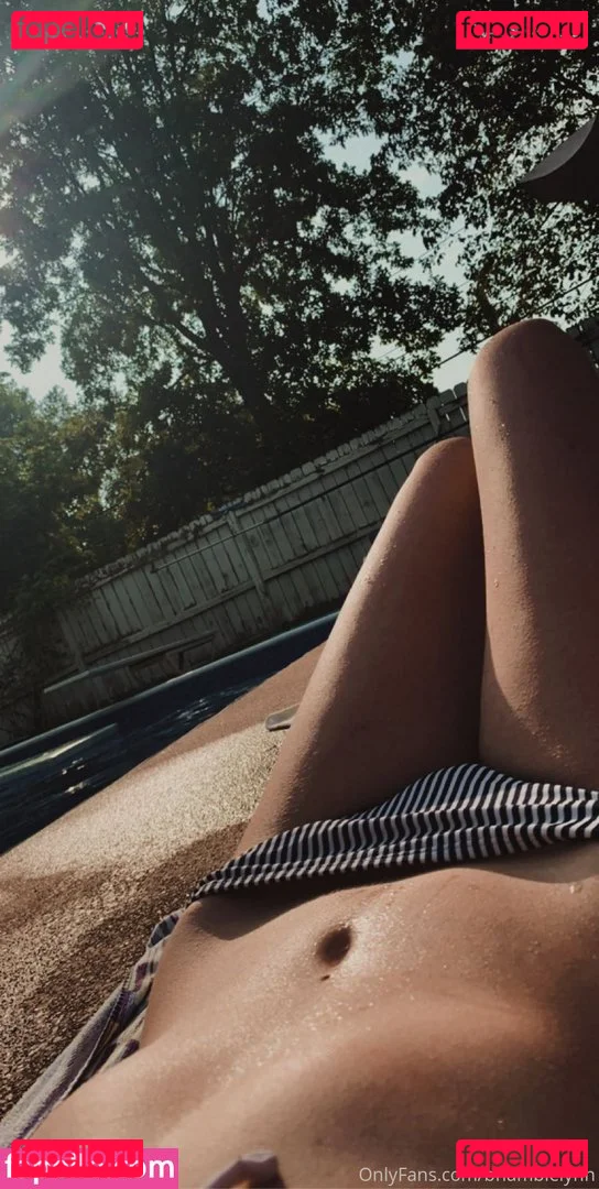 bhambielynn Onlyfans Photo Gallery 