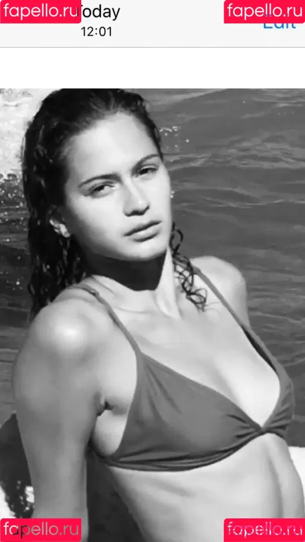 Itsochepel Onlyfans Photo Gallery 