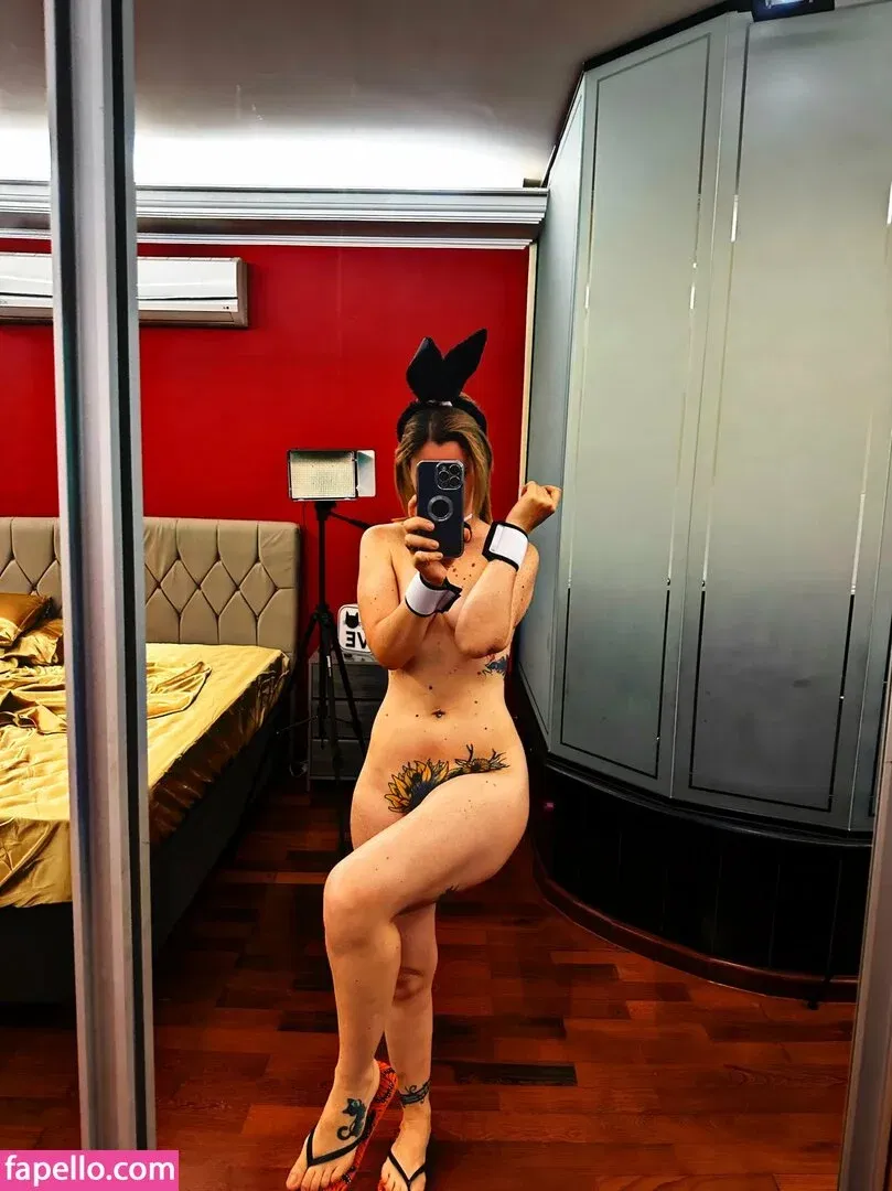 Itsochepel Onlyfans Photo Gallery 