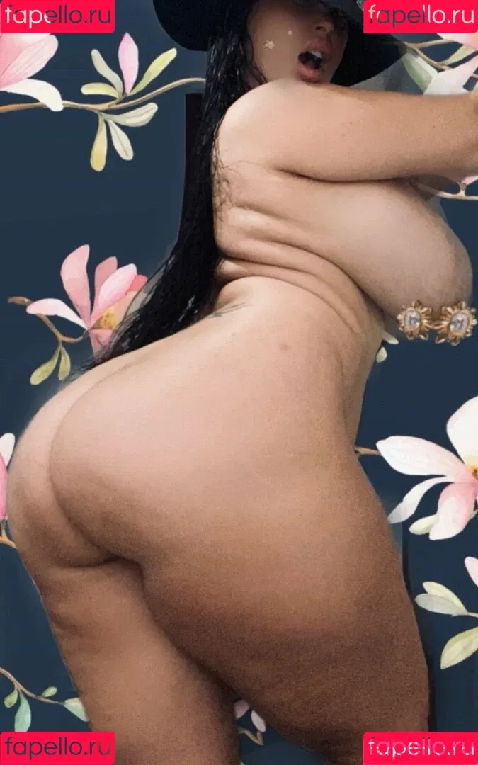Linda Adams Onlyfans Photo Gallery 