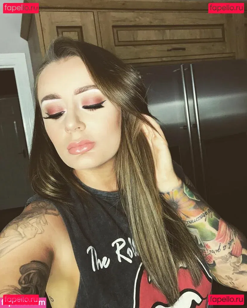 Chelsea Ferguson Onlyfans Photo Gallery 