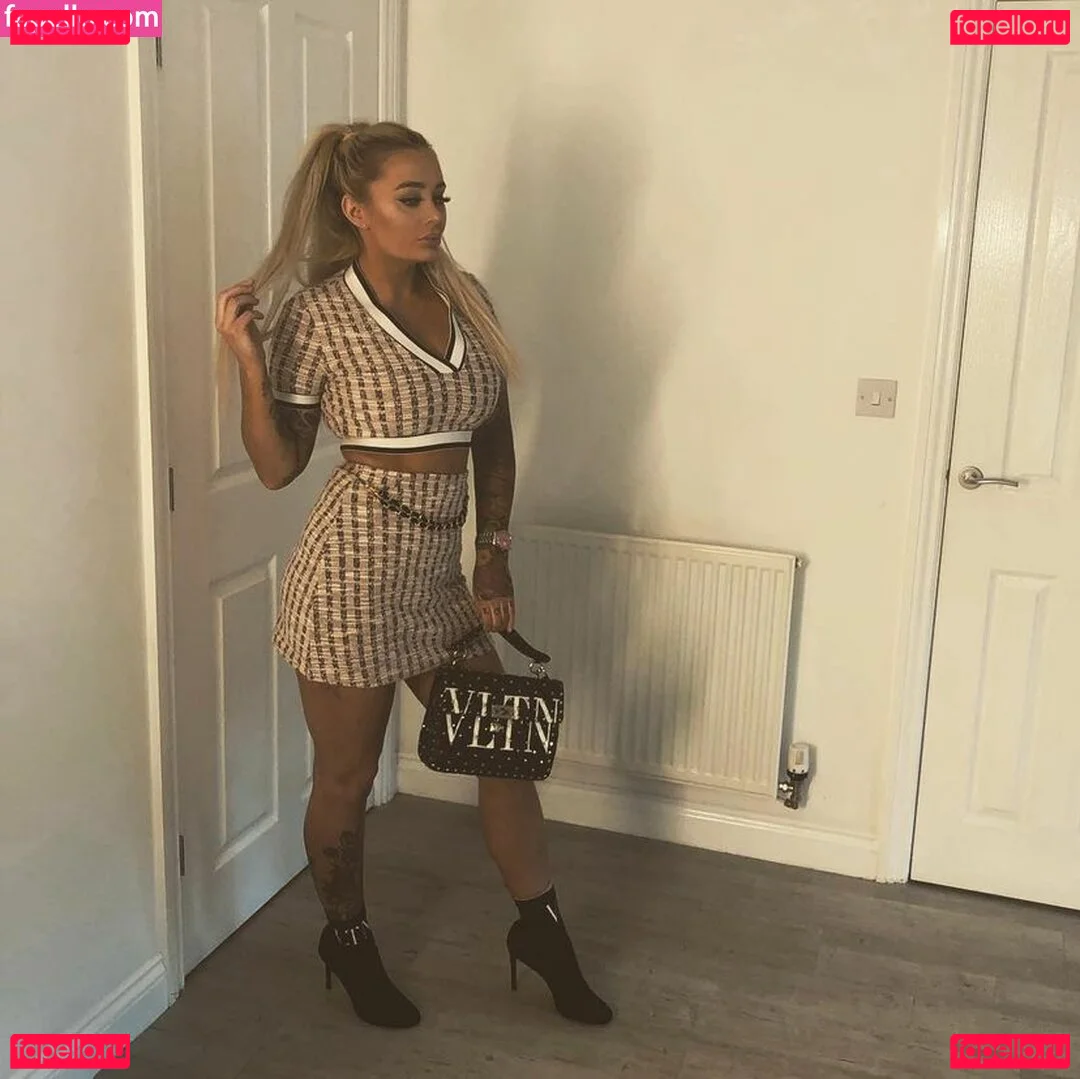 Chelsea Ferguson Onlyfans Photo Gallery 