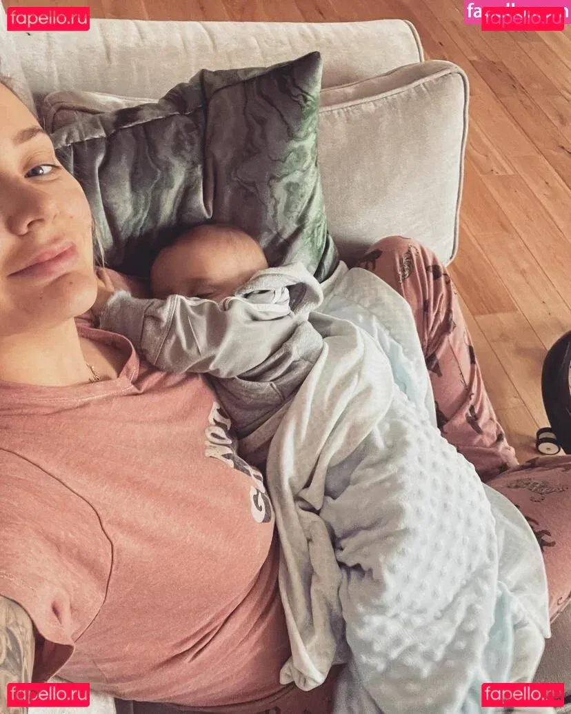 Chelsea Ferguson Onlyfans Photo Gallery 