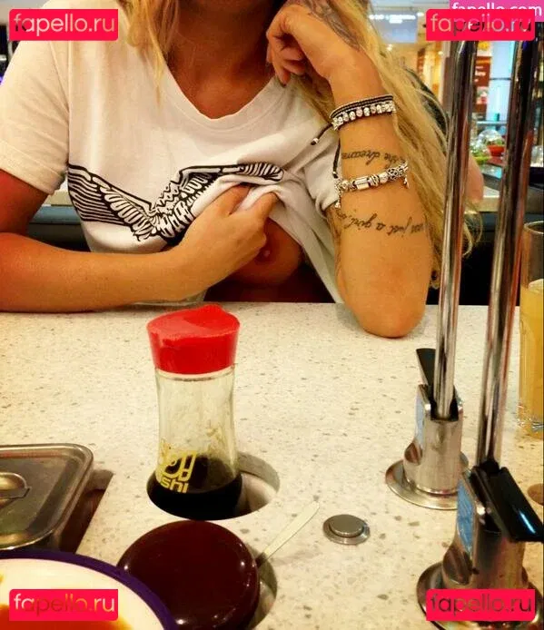 Chelsea Ferguson Onlyfans Photo Gallery 