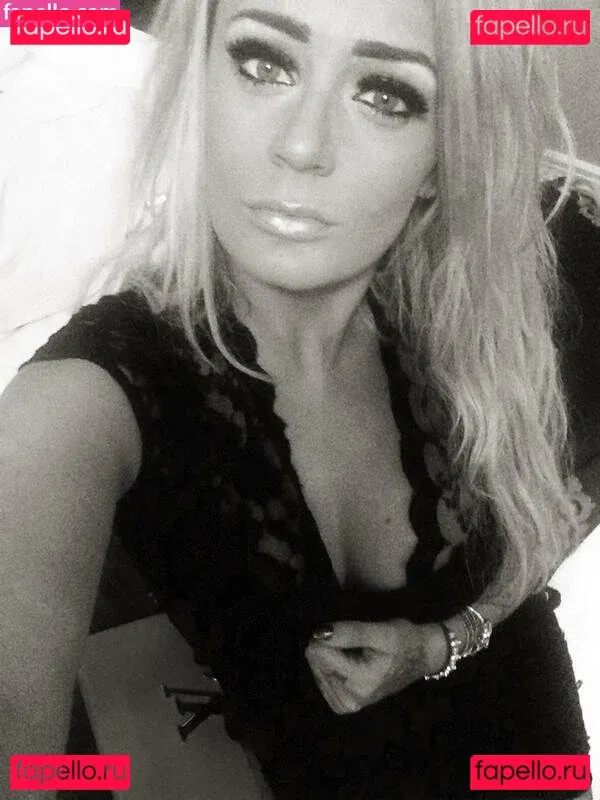 Chelsea Ferguson Onlyfans Photo Gallery 