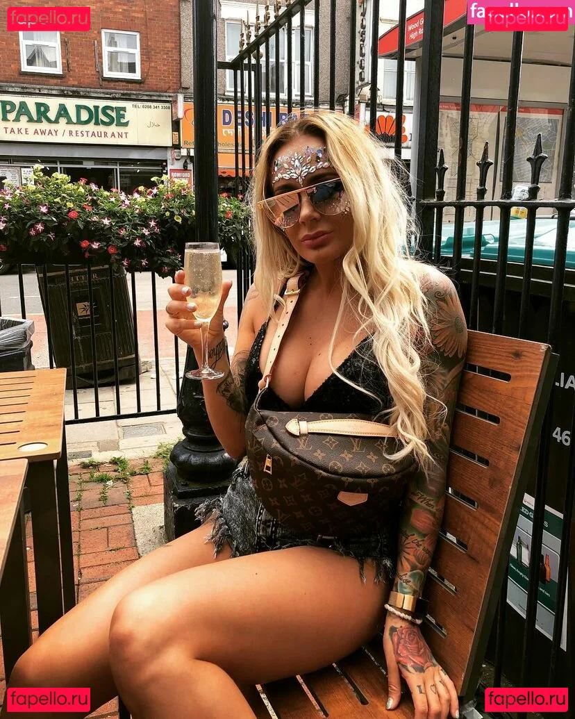 Chelsea Ferguson Onlyfans Photo Gallery 