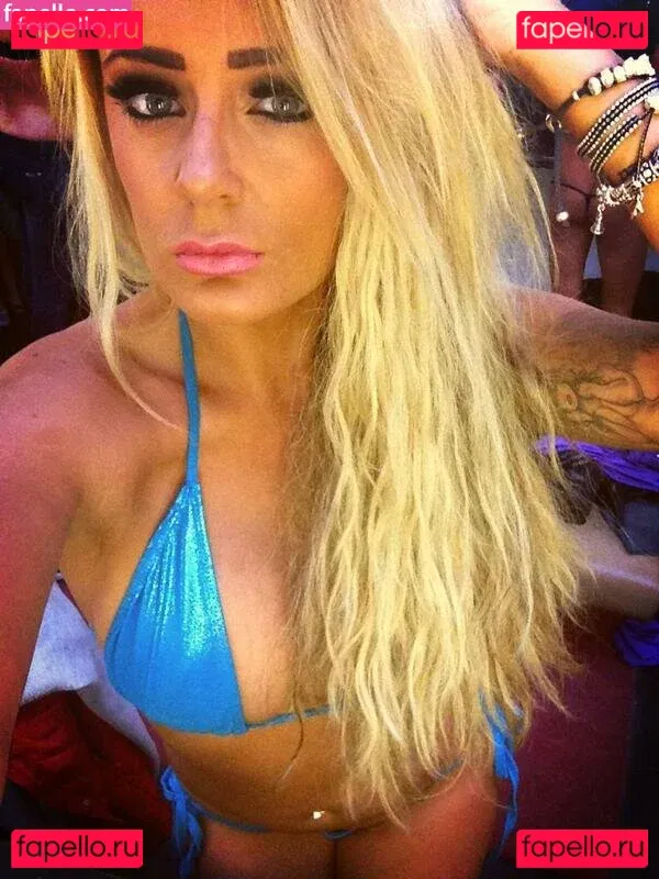 Chelsea Ferguson Onlyfans Photo Gallery 