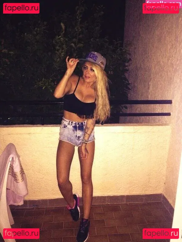 Chelsea Ferguson Onlyfans Photo Gallery 