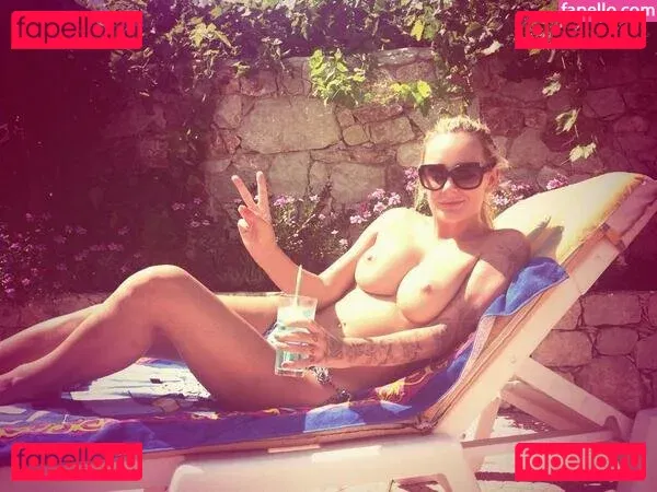 Chelsea Ferguson Onlyfans Photo Gallery 