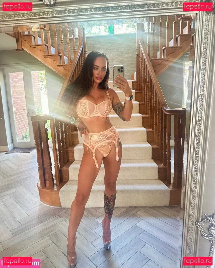 Chelsea Ferguson Onlyfans Photo Gallery 
