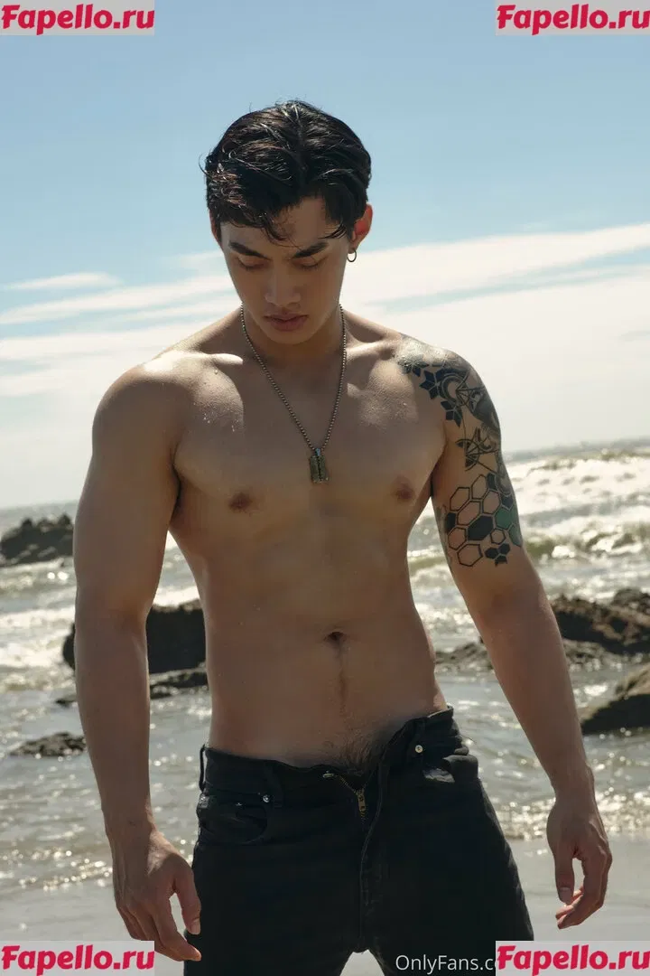 thetcornervn Onlyfans Photo Gallery 