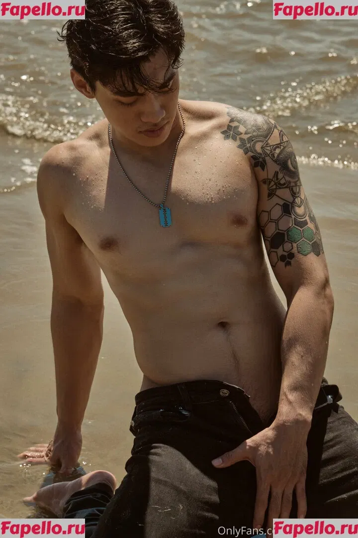 thetcornervn Onlyfans Photo Gallery 