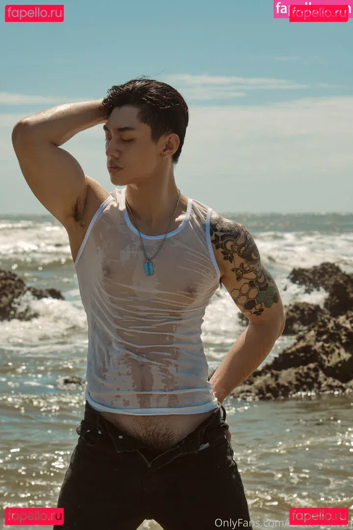 thetcornervn Onlyfans Photo Gallery 