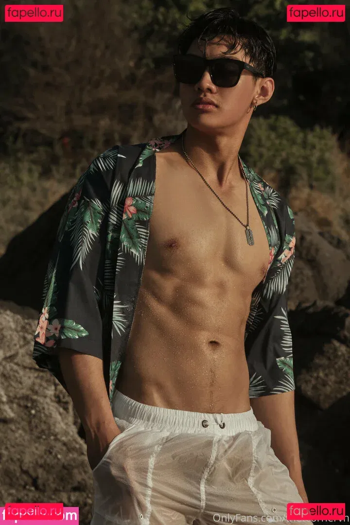 thetcornervn Onlyfans Photo Gallery 