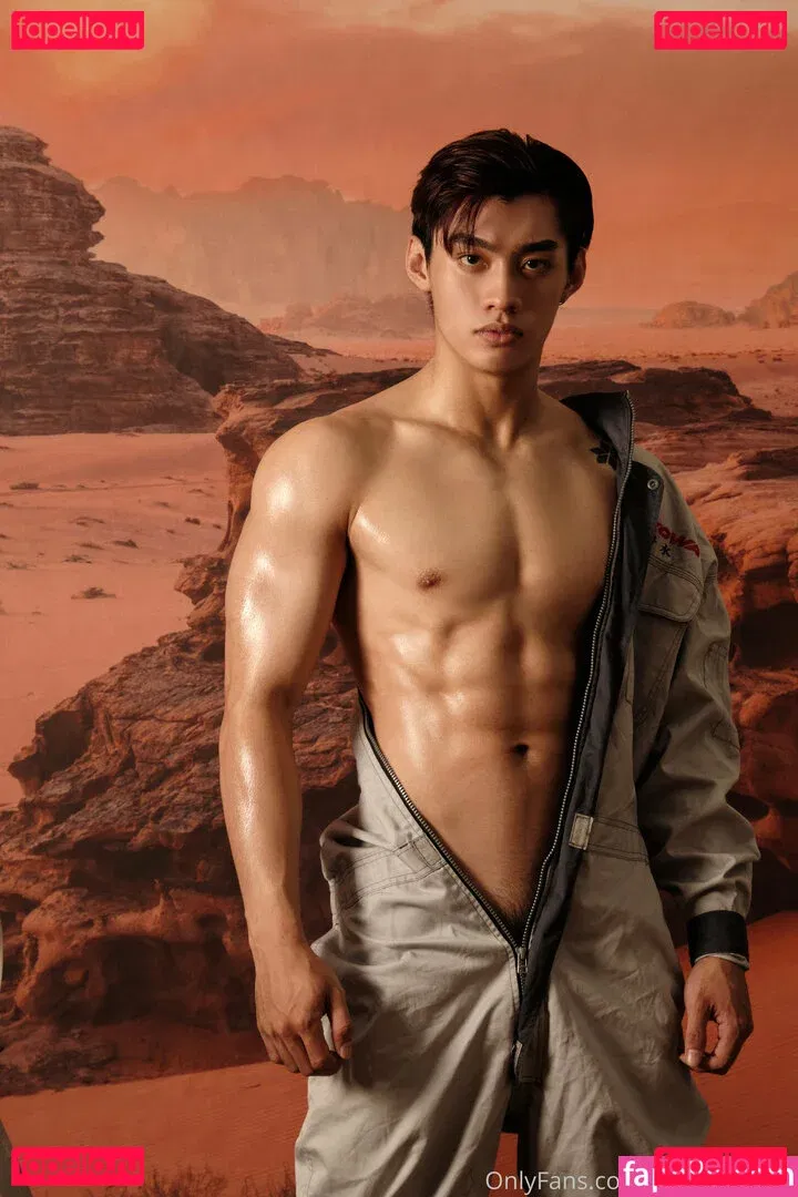 thetcornervn Onlyfans Photo Gallery 