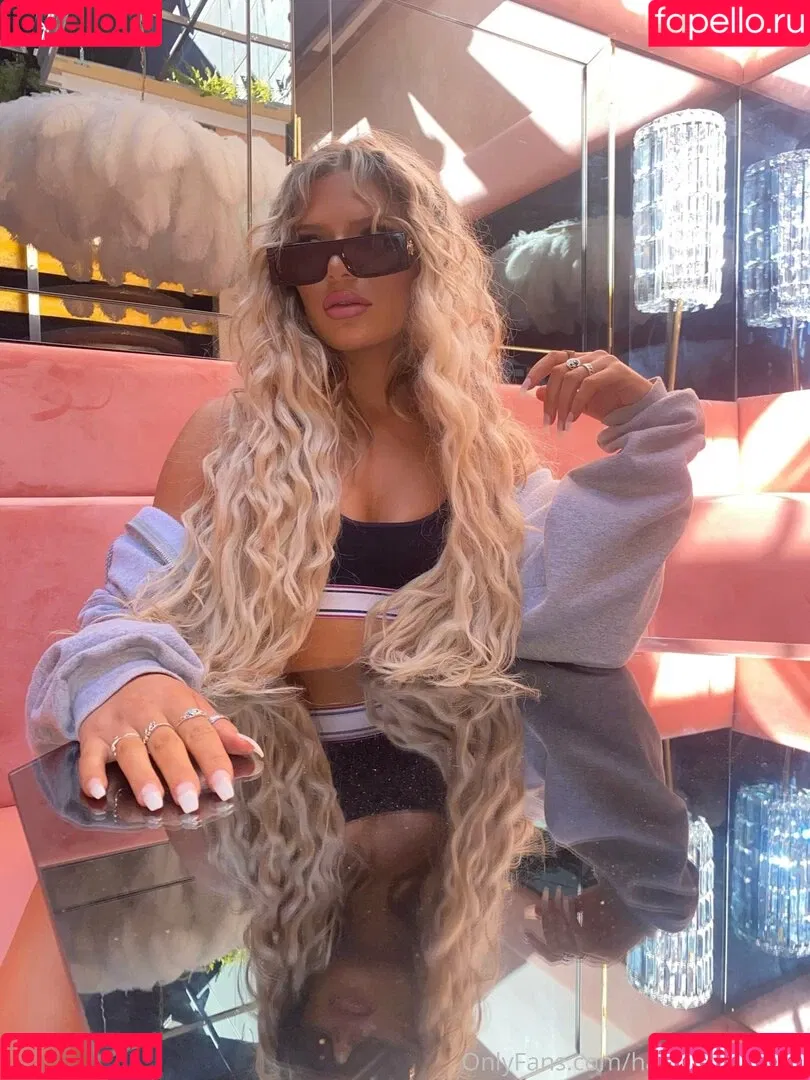 itshannahsworldd Onlyfans Photo Gallery 