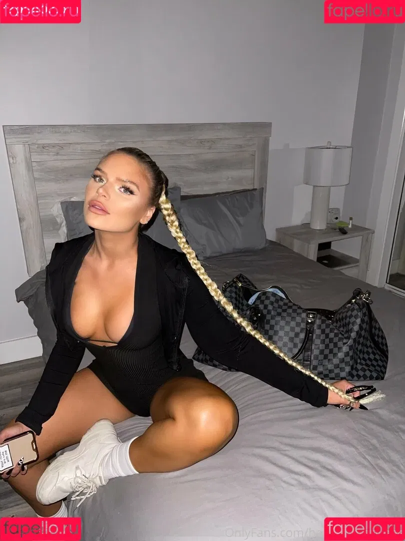 itshannahsworldd Onlyfans Photo Gallery 