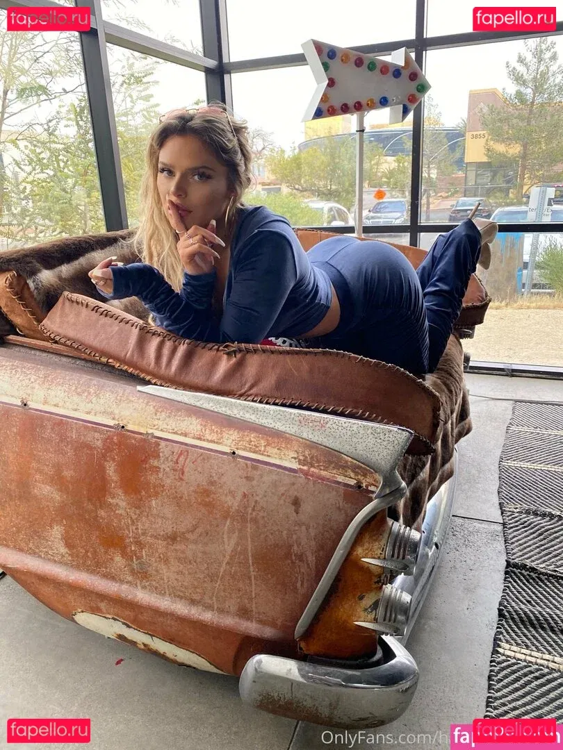 itshannahsworldd Onlyfans Photo Gallery 