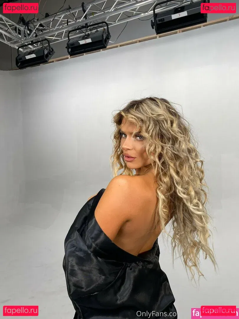 itshannahsworldd Onlyfans Photo Gallery 