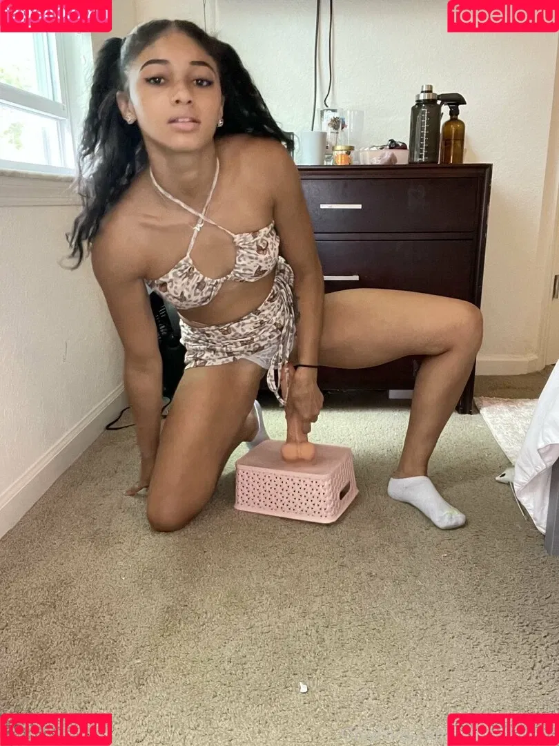 altheaj69free Onlyfans Photo Gallery 
