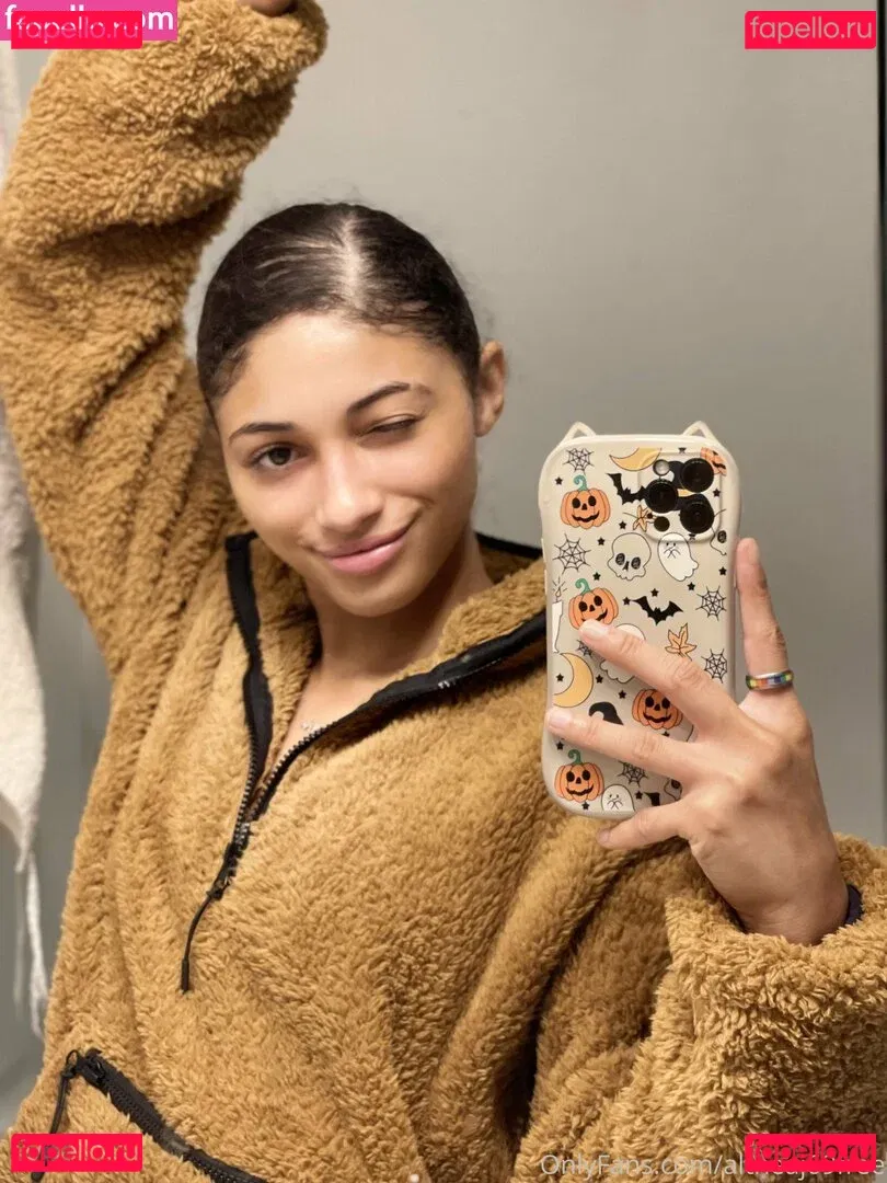 altheaj69free Onlyfans Photo Gallery 