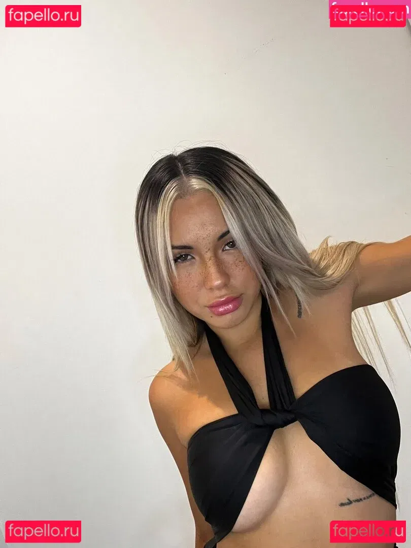 itslolaxo Onlyfans Photo Gallery 