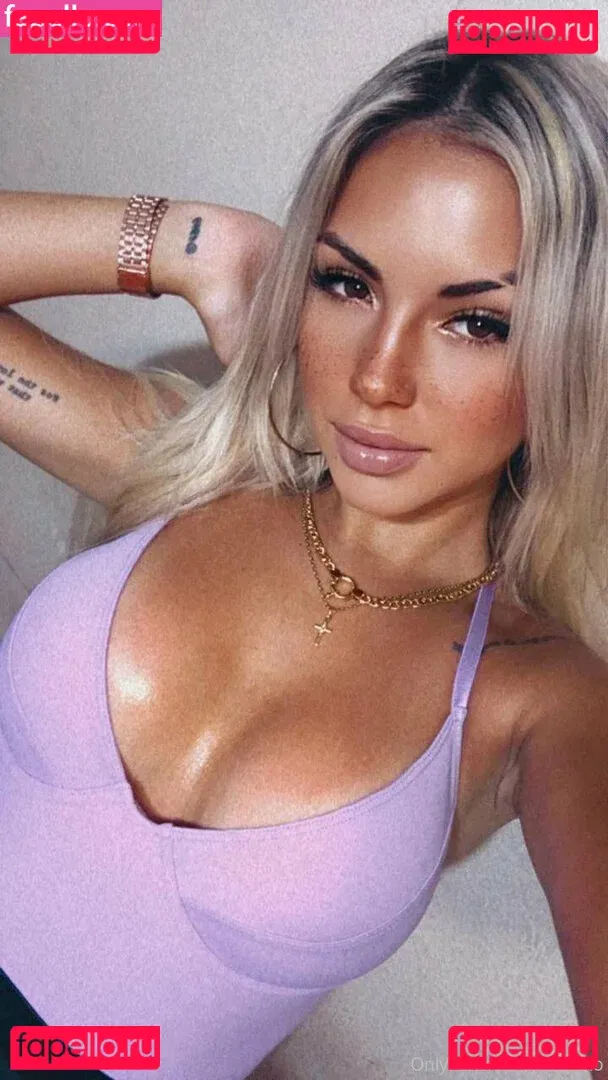 itslolaxo Onlyfans Photo Gallery 