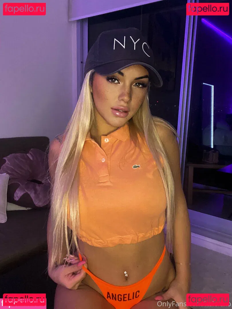 itslolaxo Onlyfans Photo Gallery 