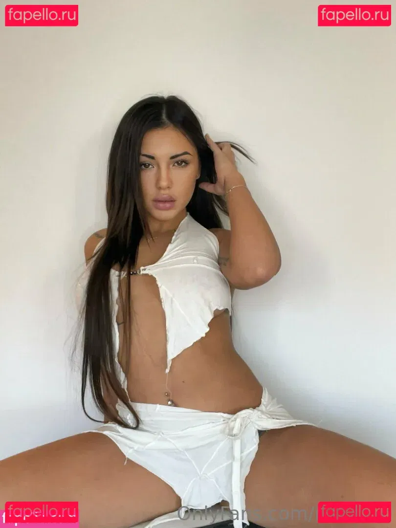 itslolaxo Onlyfans Photo Gallery 