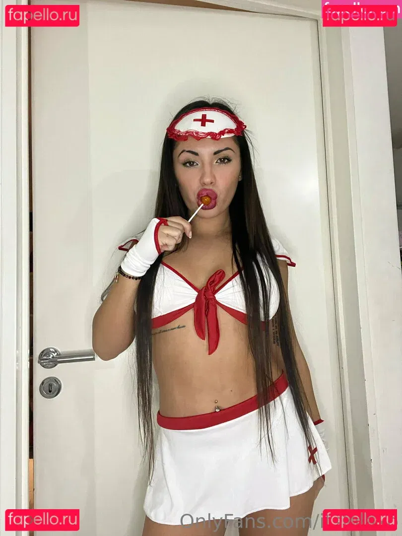 itslolaxo Onlyfans Photo Gallery 