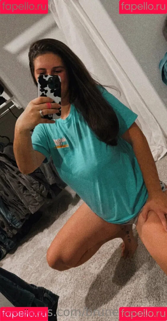 brunettebombshell13 Onlyfans Photo Gallery 