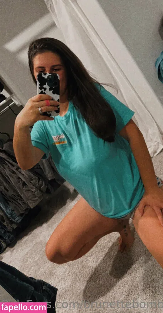 brunettebombshell13 Onlyfans Photo Gallery 