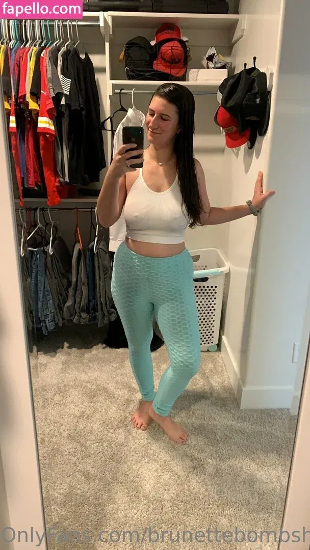 brunettebombshell13 Onlyfans Photo Gallery 