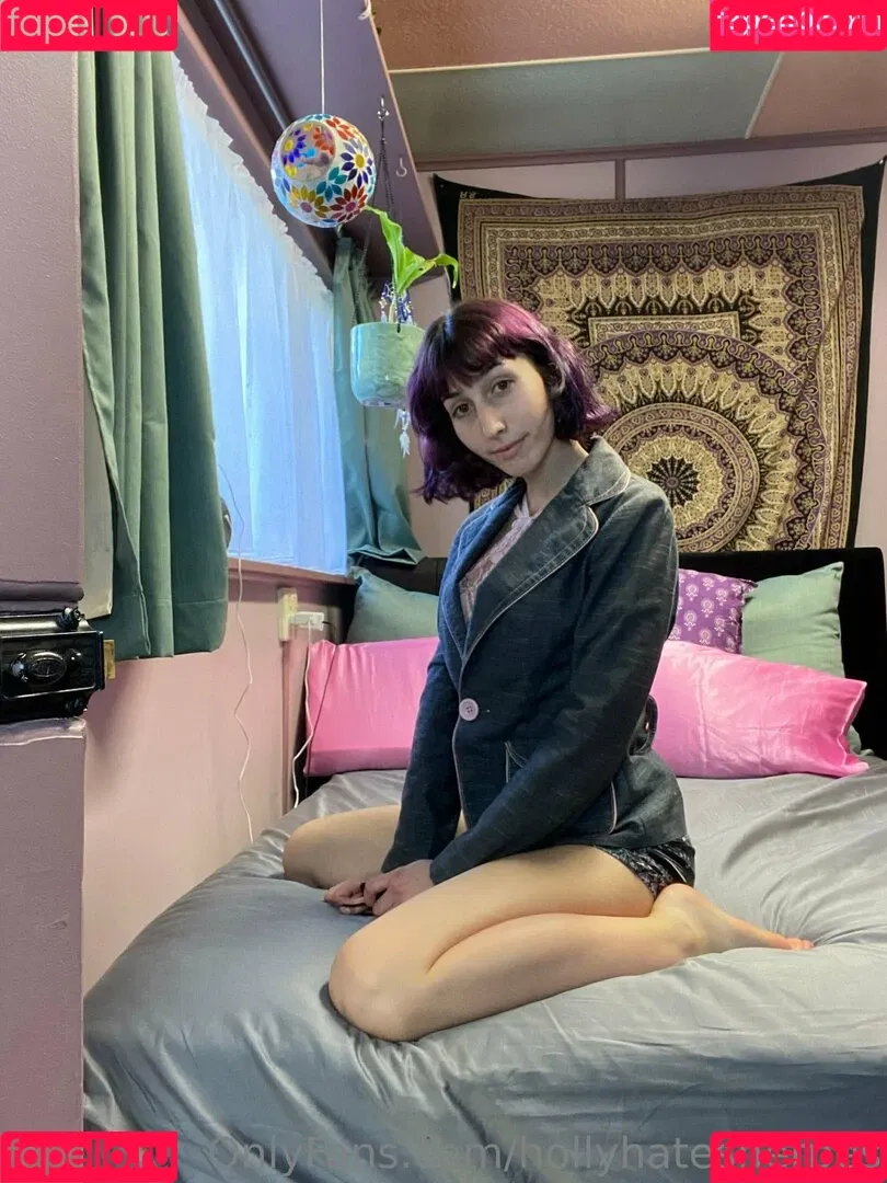 hollyhatesherpes Onlyfans Photo Gallery 