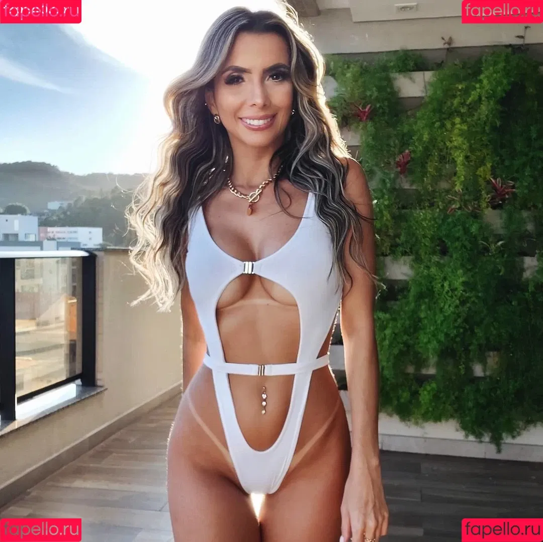 Jaque Regina Onlyfans Photo Gallery 