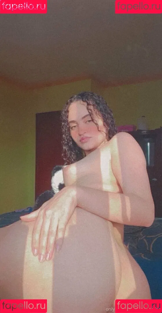 Iwaifu Onlyfans Photo Gallery 