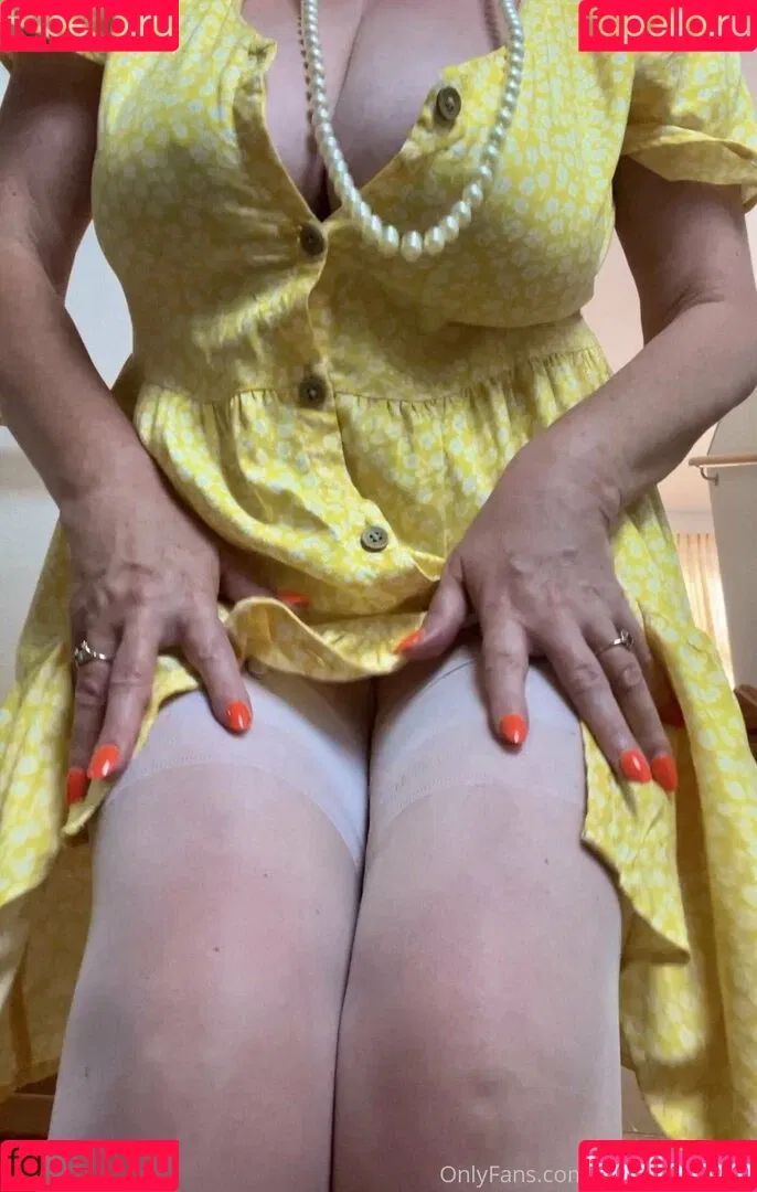 courtesananna Onlyfans Photo Gallery 