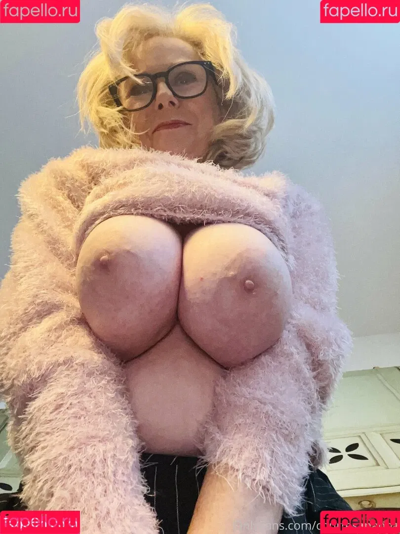 courtesananna Onlyfans Photo Gallery 