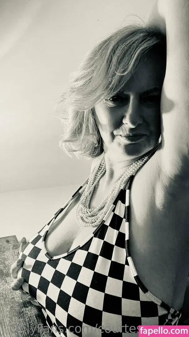 courtesananna Onlyfans Photo Gallery 