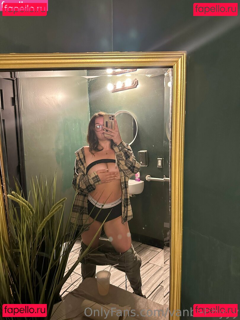 vanbabby / vanbabbyyy Nude Onlyfans Photo 6