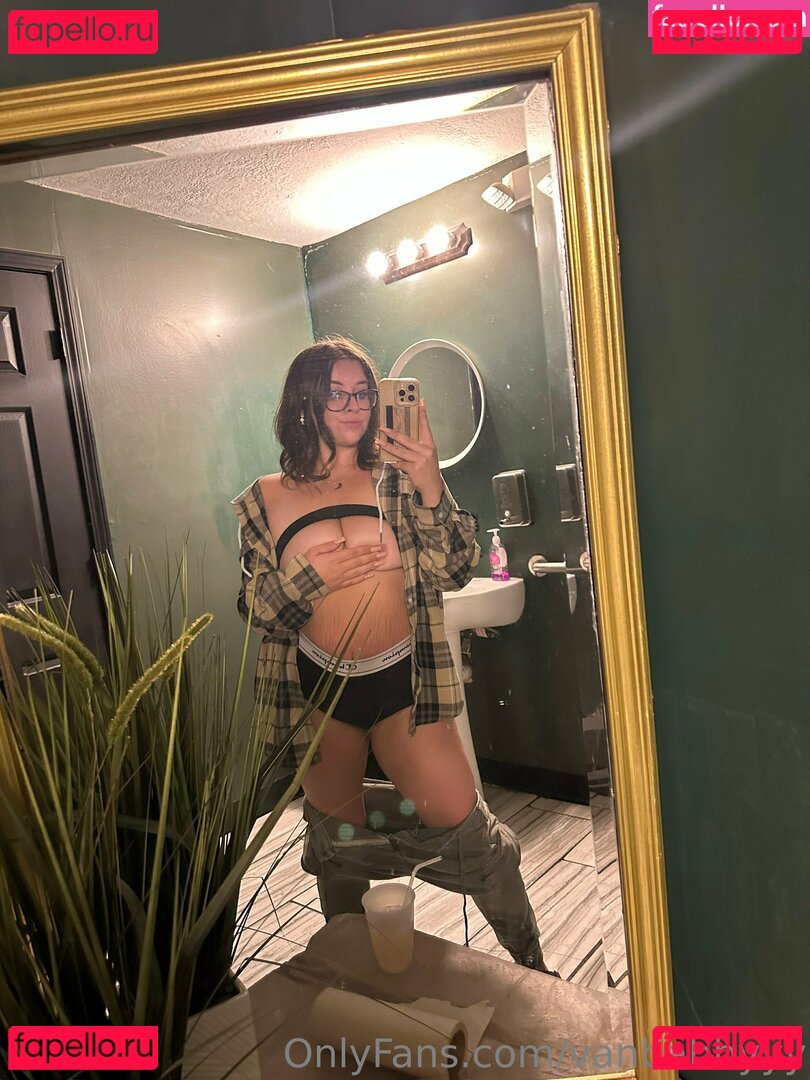 vanbabby / vanbabbyyy Nude Onlyfans Photo 5