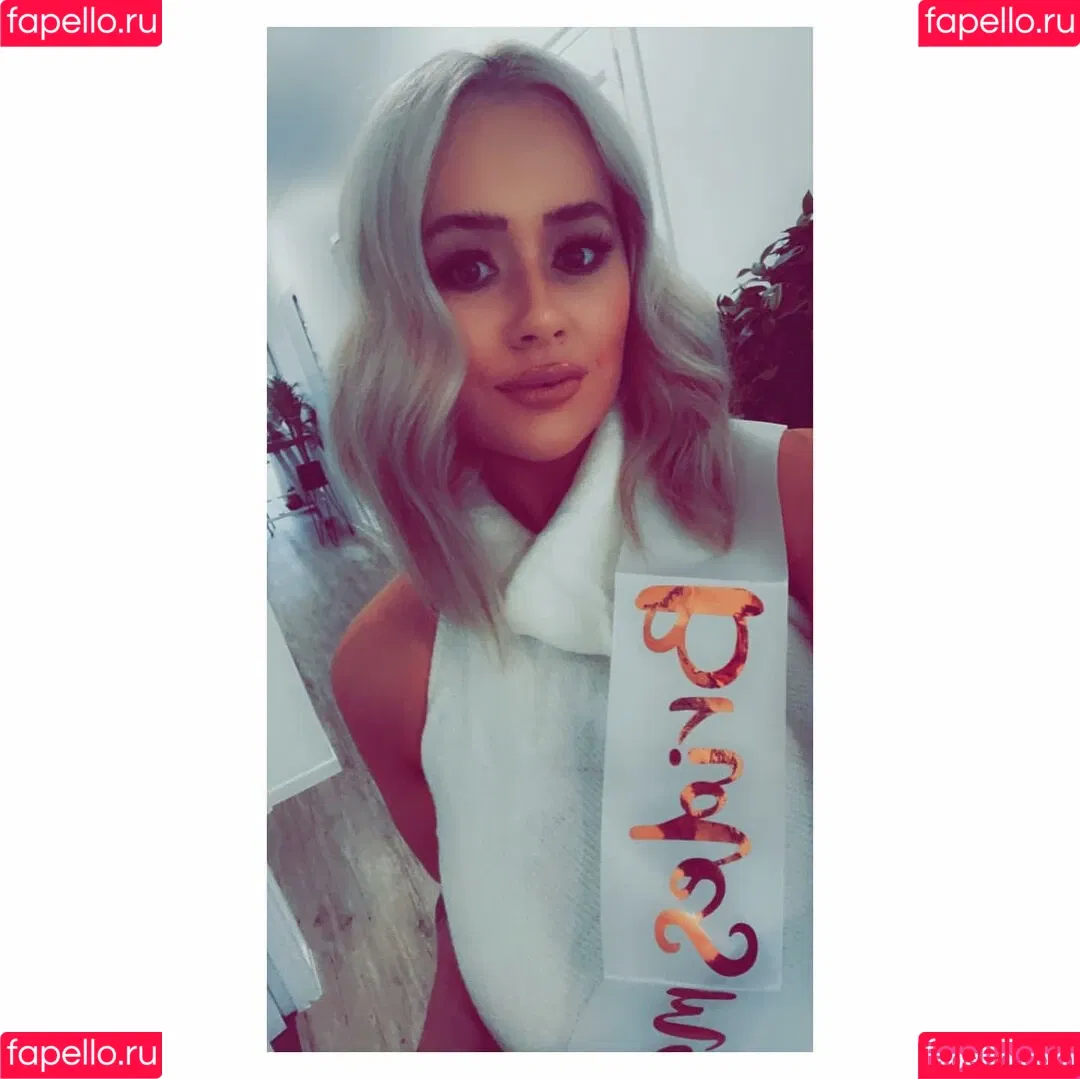 Kathryn Onlyfans Photo Gallery 