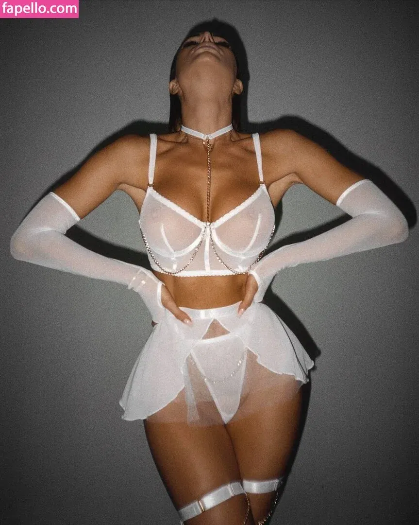 Alena Shatskaya Onlyfans Photo Gallery 