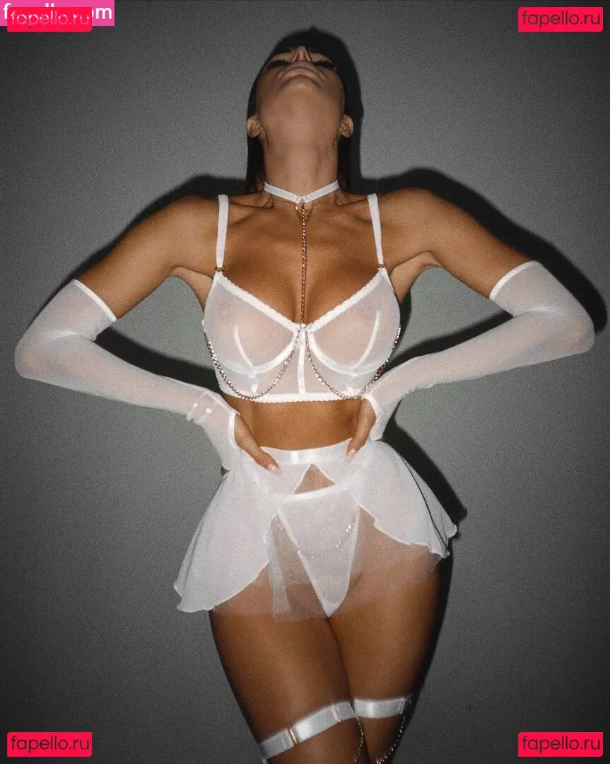 Alena Shatskaya Onlyfans Photo Gallery 