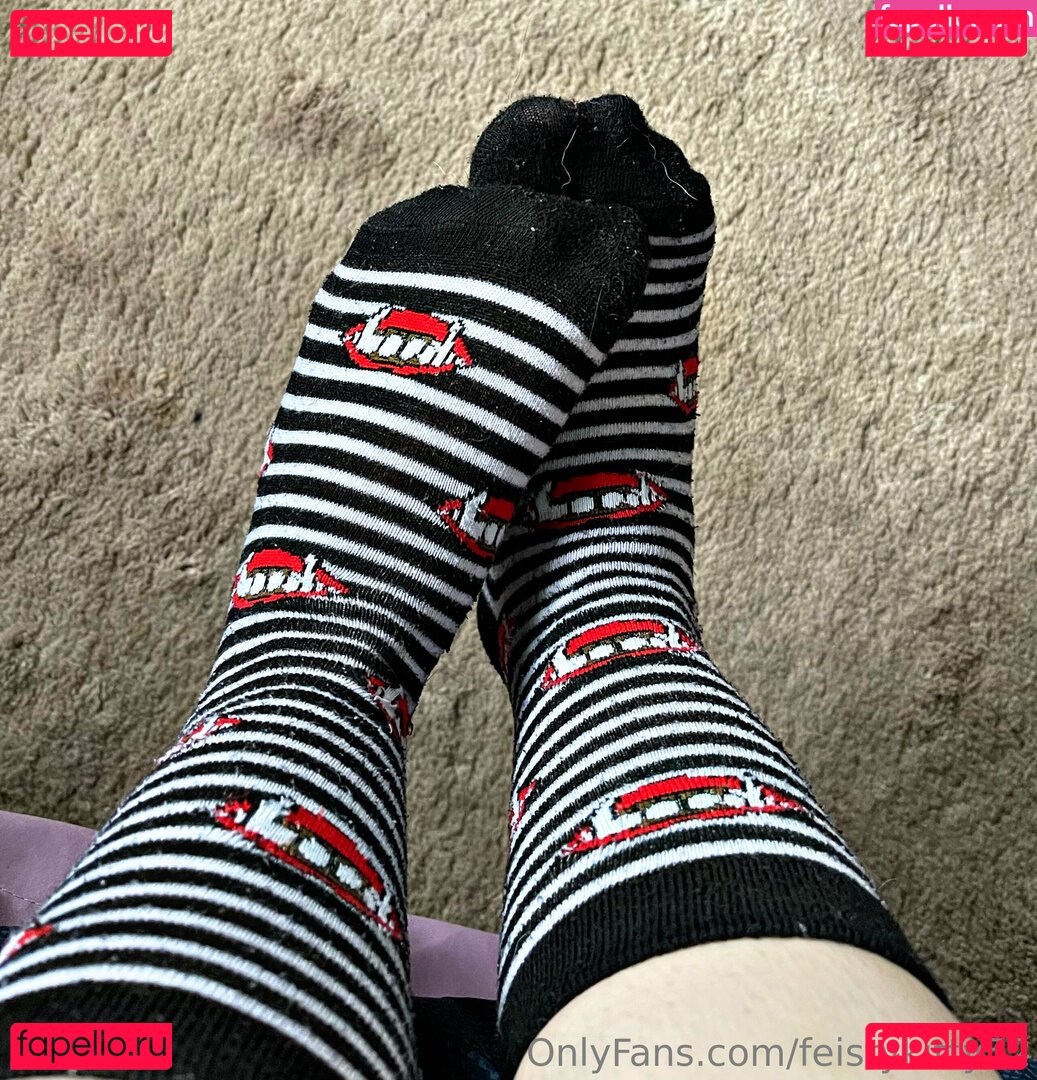feistykitty52 / lunakitty13 Nude Onlyfans Photo 12