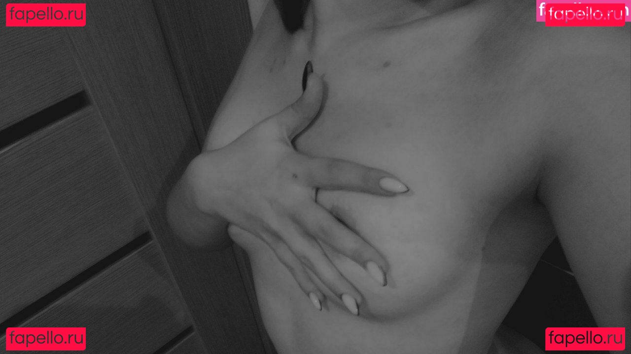 Ukrainian Girls / _bro_ks_ / byczkasarnenska / cute_booty_sport_vip1 Nude Onlyfans Photo 12